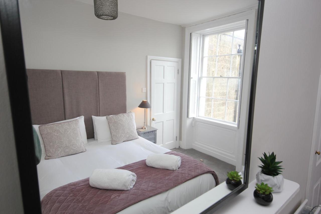 Park View Two-Bedroom Apartment Bath Eksteriør billede
